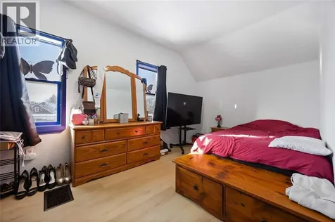 218-220 Mitton Street South Sarnia ON N7T 3E1