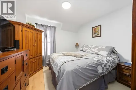 218-220 Mitton Street South Sarnia ON N7T 3E1