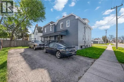 218-220 Mitton Street South Sarnia ON N7T 3E1