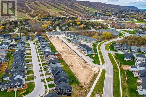 190 Crosswinds Boulevard Blue Mountains ON L9Y 5S9