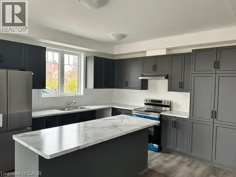 22 Oakdale Avenue St. Catharines ON L2P 2B4