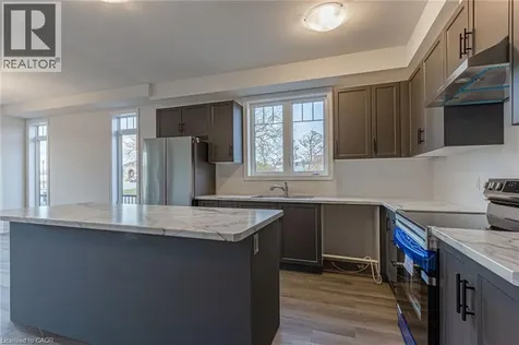 22 Oakdale Avenue St. Catharines ON L2P 2B4