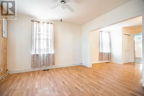 1008 Bronx Street Pembroke ON K8A 6G5