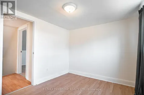 1008 Bronx Street Pembroke ON K8A 6G5