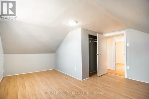 1008 Bronx Street Pembroke ON K8A 6G5