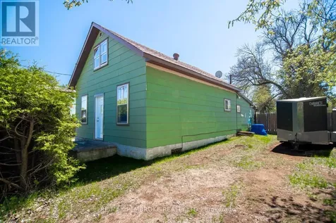 1008 Bronx Street Pembroke ON K8A 6G5
