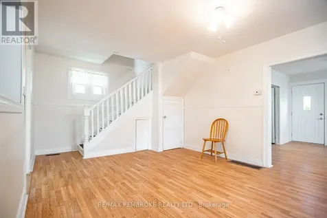 1008 Bronx Street Pembroke ON K8A 6G5