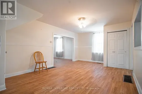 1008 Bronx Street Pembroke ON K8A 6G5