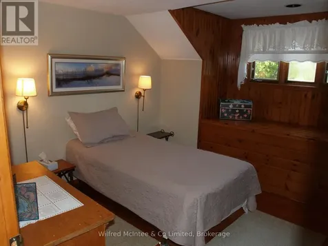 925 King Edward Avenue South Bruce Peninsula ON N0H 2G0