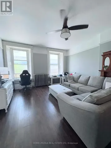 33 King Street West Brockville ON K6V 3P7