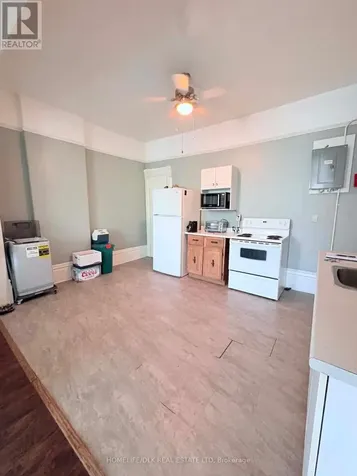 33 King Street West Brockville ON K6V 3P7