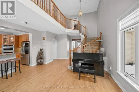 6A Rosetta Avenue Ottawa ON K2G 6T5