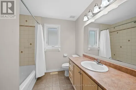 6A Rosetta Avenue Ottawa ON K2G 6T5
