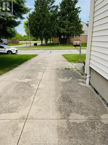 89 Bruinsma Avenue Wallaceburg ON N8A 5C5