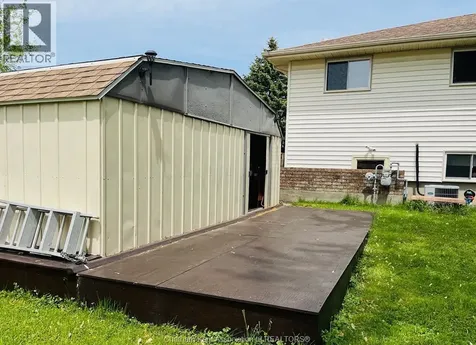 89 Bruinsma Avenue Wallaceburg ON N8A 5C5