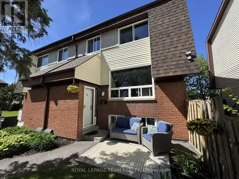 21 Woodvale Green Ottawa ON K2G 4H3