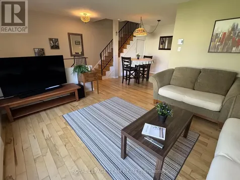 21 Woodvale Green Ottawa ON K2G 4H3