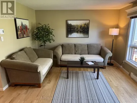 21 Woodvale Green Ottawa ON K2G 4H3