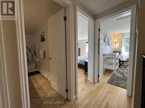 21 Woodvale Green Ottawa ON K2G 4H3