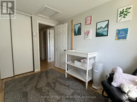 21 Woodvale Green Ottawa ON K2G 4H3