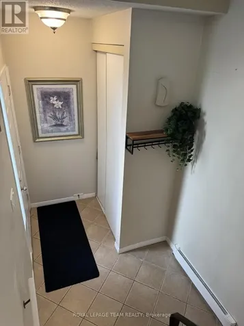 21 Woodvale Green Ottawa ON K2G 4H3