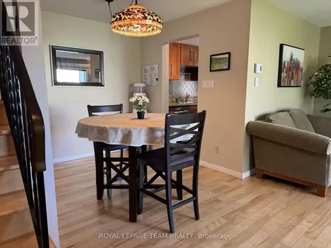 21 Woodvale Green Ottawa ON K2G 4H3