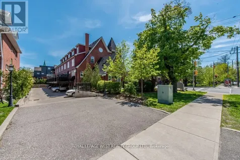 200 Annette Street Toronto (junction Area) ON M6P 1P6