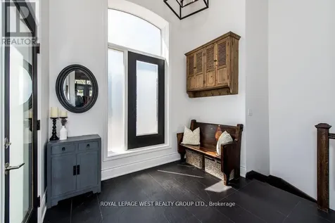200 Annette Street Toronto (junction Area) ON M6P 1P6