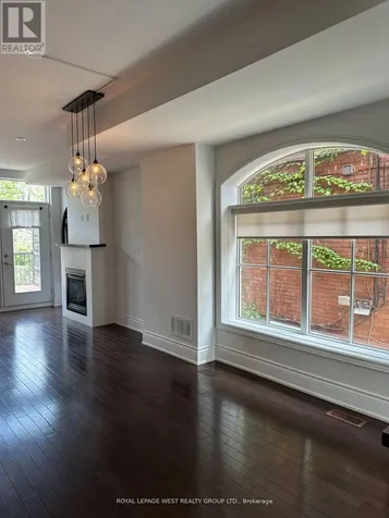 200 Annette Street Toronto (junction Area) ON M6P 1P6