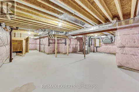 11 Union Boulevard Wasaga Beach ON L9Z 0M6