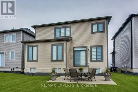 11 Union Boulevard Wasaga Beach ON L9Z 0M6