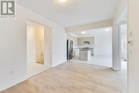 11 Union Boulevard Wasaga Beach ON L9Z 0M6