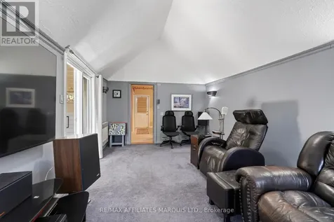 127 Lawrence Avenue Cornwall ON K6H 4H4