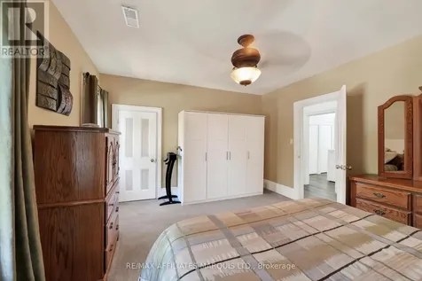 127 Lawrence Avenue Cornwall ON K6H 4H4