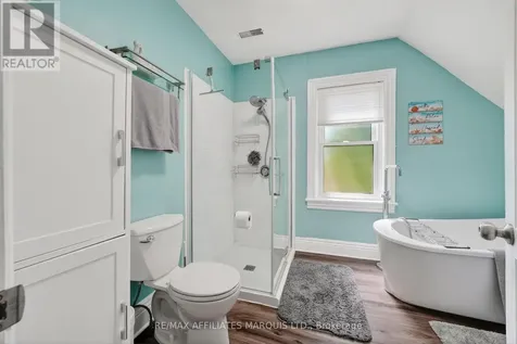 127 Lawrence Avenue Cornwall ON K6H 4H4
