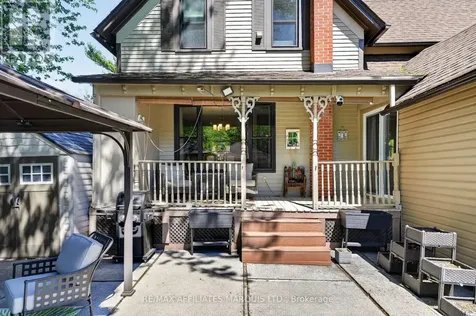 127 Lawrence Avenue Cornwall ON K6H 4H4