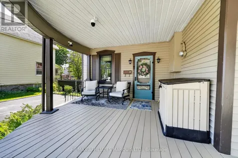 127 Lawrence Avenue Cornwall ON K6H 4H4