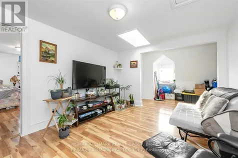 121 Osgoode Street Ottawa ON K1N 6S5