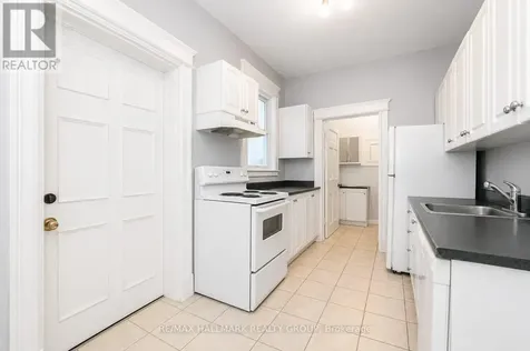 121 Osgoode Street Ottawa ON K1N 6S5