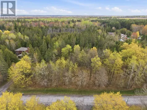 105 Pleasant Creek Drive Ottawa ON K0A 1L0