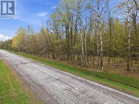 105 Pleasant Creek Drive Ottawa ON K0A 1L0