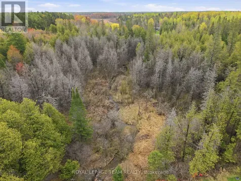 105 Pleasant Creek Drive Ottawa ON K0A 1L0