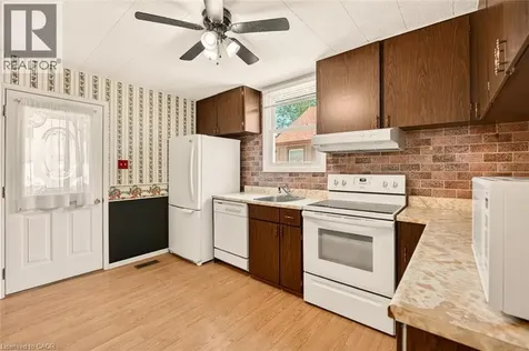 6441 Monroe Street Niagara Falls ON L2G 2G9
