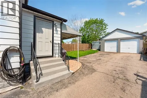 6441 Monroe Street Niagara Falls ON L2G 2G9