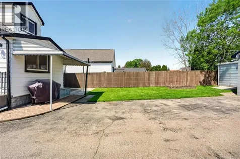6441 Monroe Street Niagara Falls ON L2G 2G9