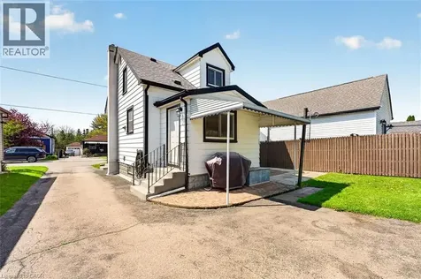 6441 Monroe Street Niagara Falls ON L2G 2G9