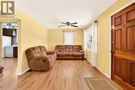 6441 Monroe Street Niagara Falls ON L2G 2G9