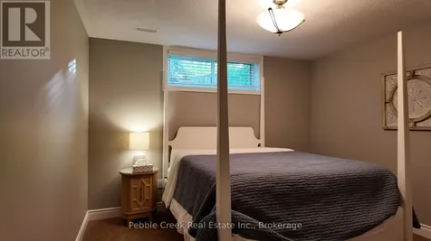 114 13th Avenue Hanover ON N4N 3V1