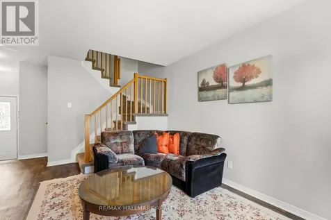 290 Stoneway Drive Ottawa ON K2G 6B8