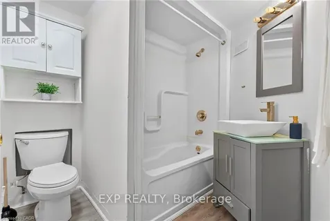 146 Appalachian Crescent Kitchener ON N2E 1A4